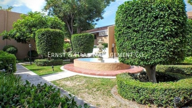 Building Photo - 1101 W MacArthur Blvd Unit #219