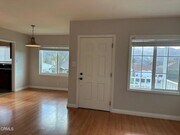 Photo - 3739 Fairesta St