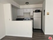 Photo - 641 Normandie Ave Unit 6