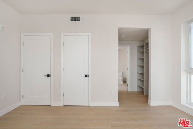 Photo - 5320 Cartwright Ave Unit PH505