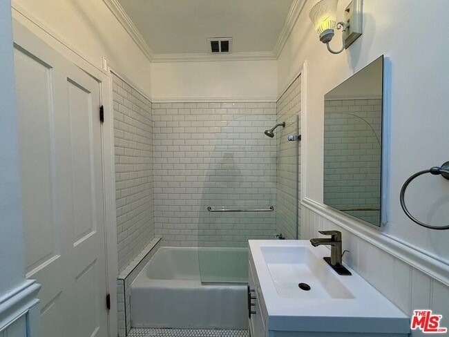 Photo - 1123 15th St Unit B