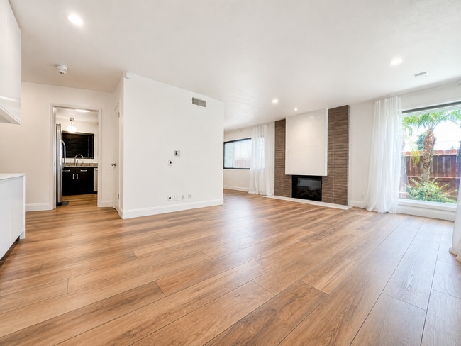 Photo - 3008 Cardillo Ave