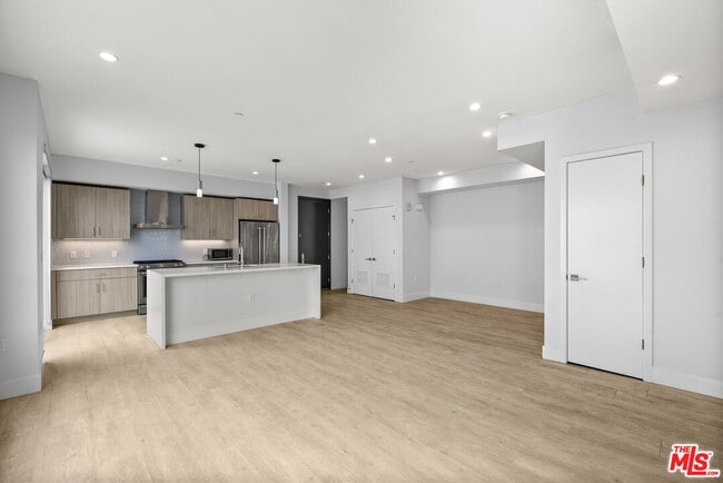 Photo - 5955 Saturn St Townhome