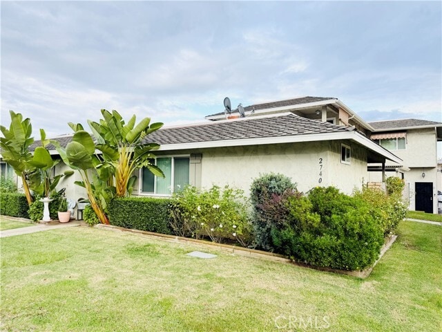 Building Photo - 2740 N Brea Blvd