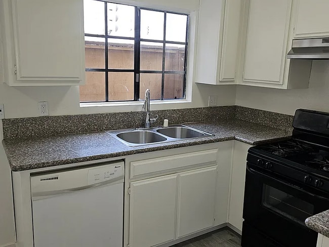 Photo - 7502 9th St Unit C