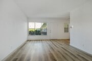 Photo - 300 California Ave Apartment Unit 33