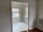 Large area for table and chairs - 545 S Hobart Blvd Apartments Unit 409