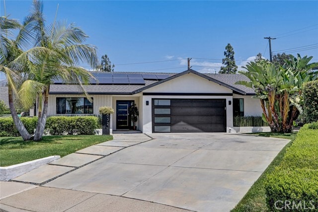 Photo - 832 N Oceanbluff Ave