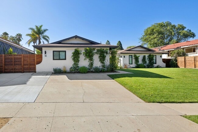 Photo - Alamar Unit B - Attached