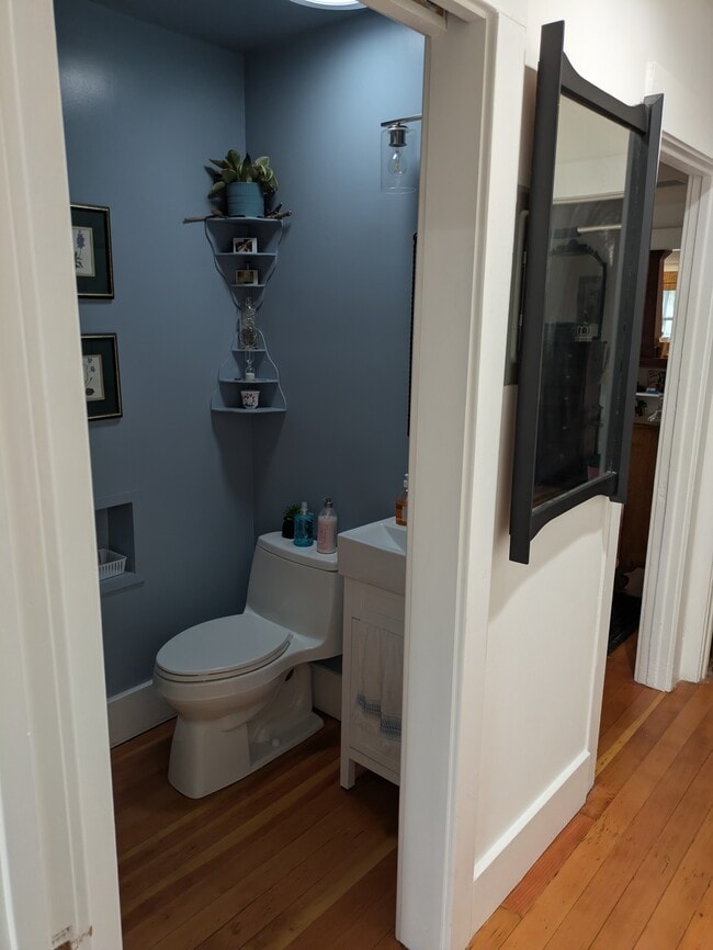 Photo - 522 E Maple Ave