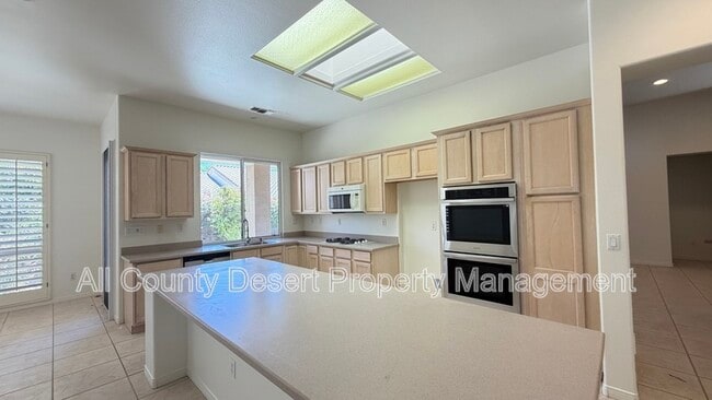 Photo - 37544 Wyndham Rd