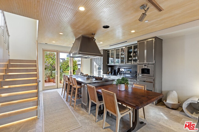 Photo - 812 Brooks Ave