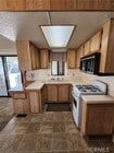 Photo - 1295 S Cawston Ave