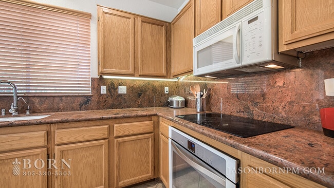 Photo - 5482 Avignon Ct