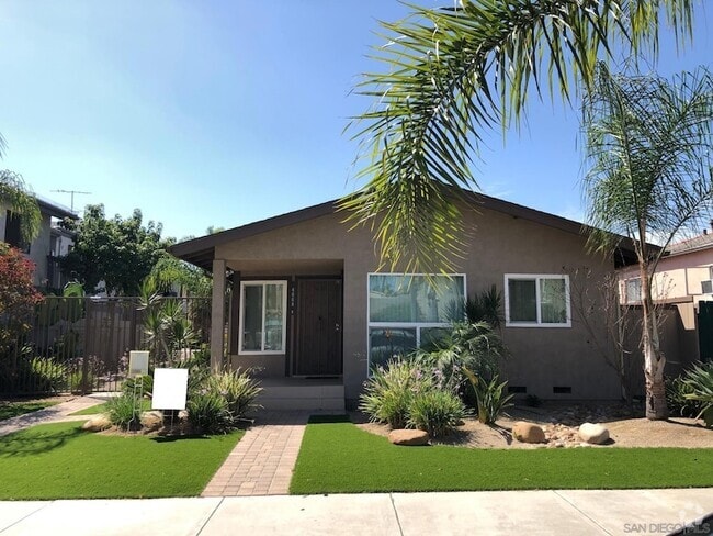 Building Photo - 4668 Idaho St Rental