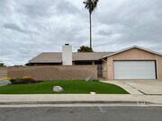 Photo - Spacious Mid Century VIEW Home