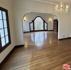 Photo - 326 1/2 N Sycamore Ave