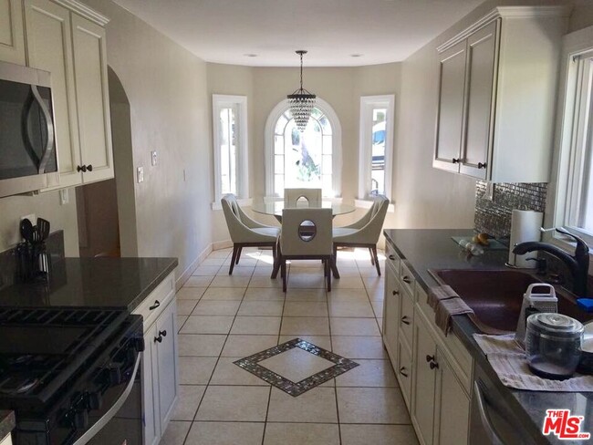 Photo - 1350 S Curson Ave