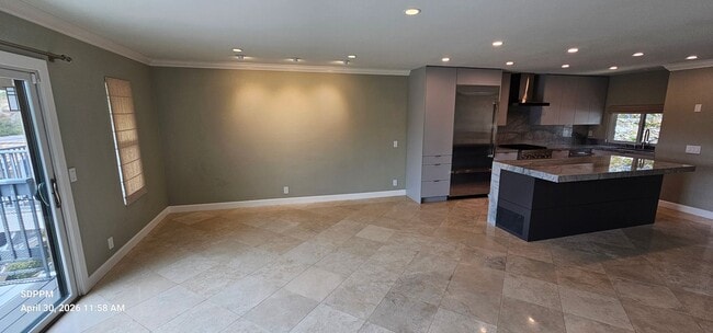 Photo - SAN DIEGO / BAY HO - Remodeled Nice 2 Bedroom & 2.5 Bath Townhouse.  AVAILABLE NOW!