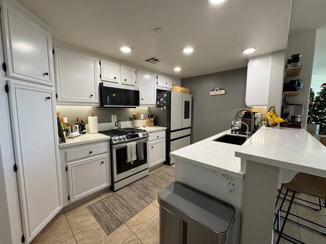 Photo - 243 Riverdale Ct Unit 425