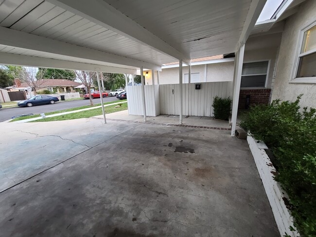 Photo - 7009 Jumilla Ave Unit -B