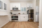 Photo - 1638 Dartmouth St House