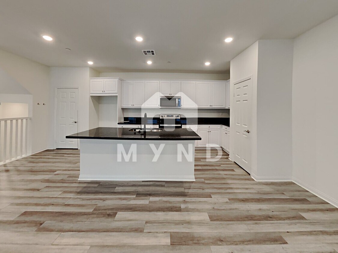 3D Tour - 443 Fitzpatrick Rd Unit 102-B1