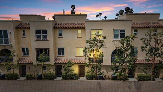 Beutiful Townhome For Lease in Anaheim! 3 ... - Beutiful Townhome For Lease in Anaheim! 3 ...
