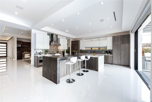 Photo - 12732 Hortense St