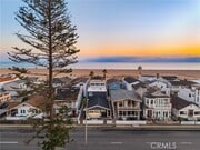 Photo - 121 E Balboa Blvd