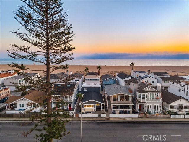 Photo - 121 E Balboa Blvd