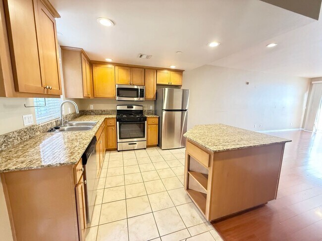 Photo - 4609 Kester Ave
