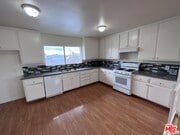 Photo - 4547 166th St