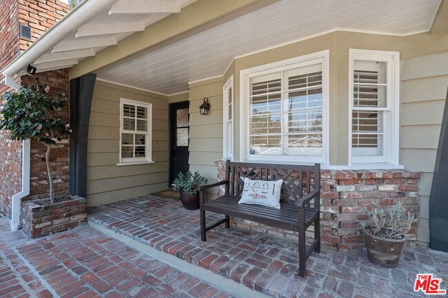 Photo - 3734 Loadstone Dr