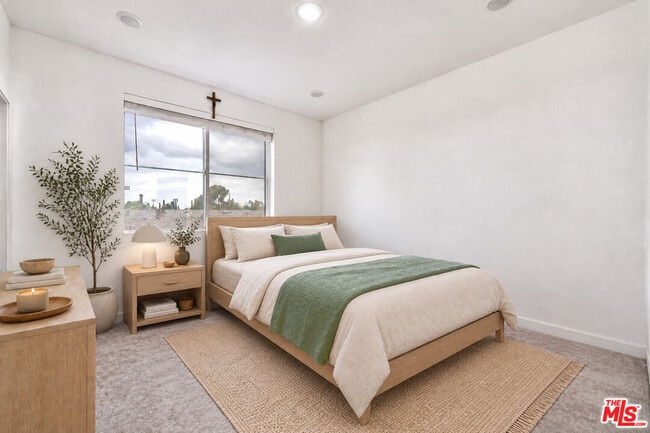 Photo - 11737 Florence Ave