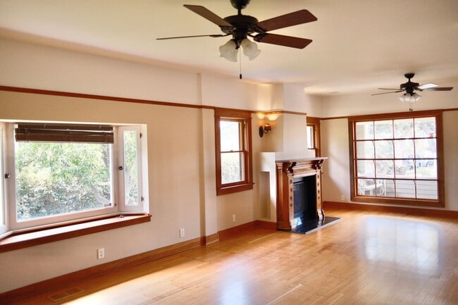 Photo - 6433 Crescent St Unit 6433 Crescent St