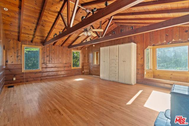 Building Photo - 3705 Fredonia Dr