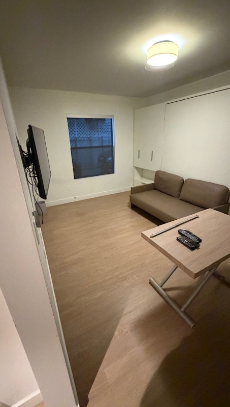 Photo - 11665 Mayfield Ave Unit 4D