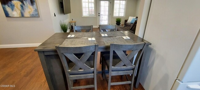 Photo - 2250 Magnolia St