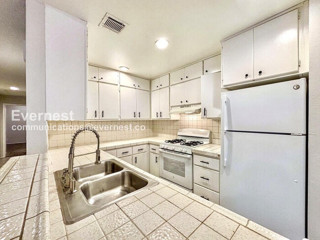 Photo - 33892 Sky Blue Water Trail