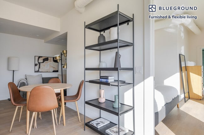 Photo - 611 N Virgil Ave Unit FL4-ID1336