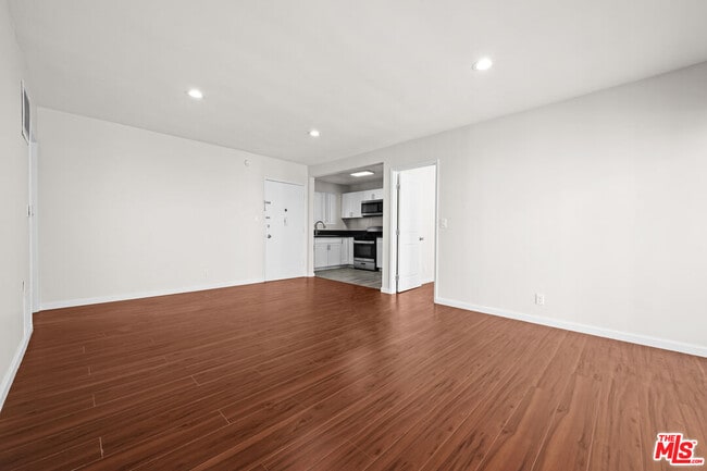 Photo - 1445 S Sherbourne Dr Unit 11