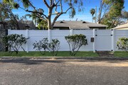 Photo - 15227 Valleyheart Dr House