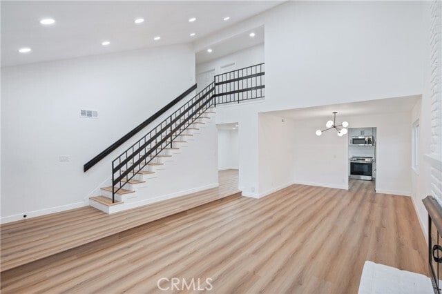 Photo - 15102 Lorenat St