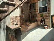 Entrance - 1420 N Hollywood Way Unit A