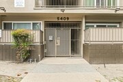 Photo - 5409 Radford Ave Unit 7