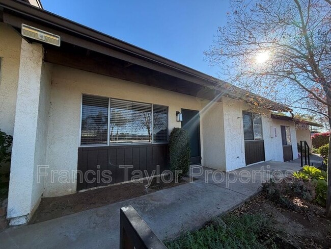 Building Photo - 1634 S Juniper St Unit B