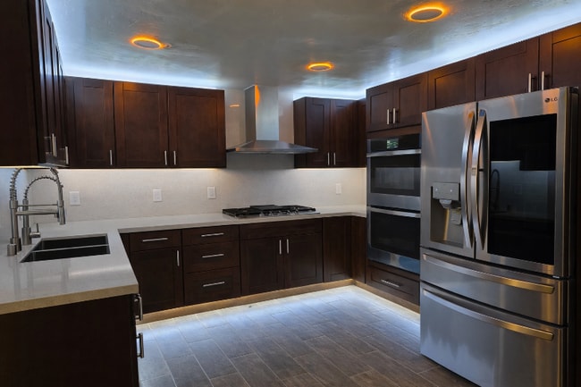 Building Photo - 3153 India St