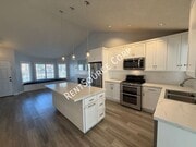 Photo - 1940 Simsburry St