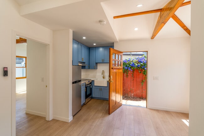 Photo - 355 N Colorado Pl Unit Beautiful 2 Bed 1.5 Bath